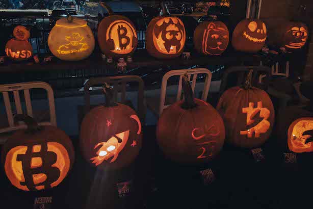 Hodlween Picture